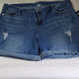 Slightly deconstructed denim shorts